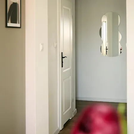 Golden Hour - Center * Βαρσοβία