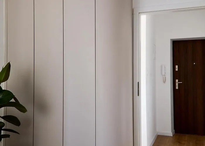 Golden Hour - Center * Варшава